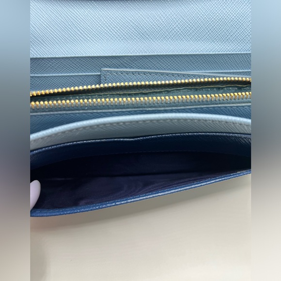 EUC π¦ PRADA Large Navy Blue Saffiano Leather Wallet ID Card Case Gold Chain Box - Picture 14 of 16